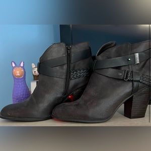 Black Boots- Size 11